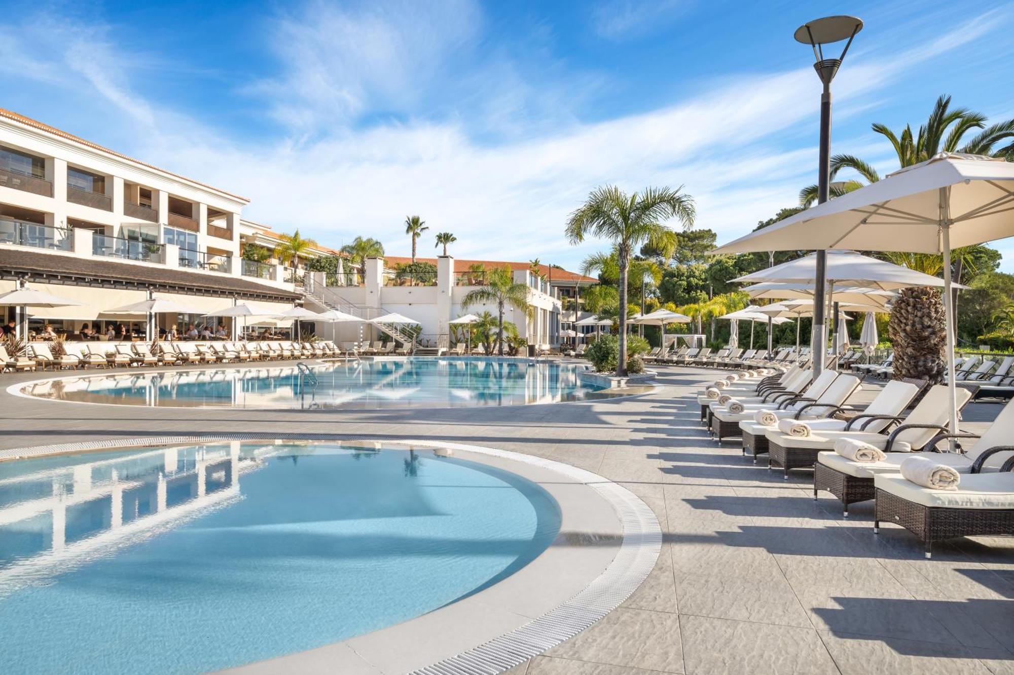 Wyndham Grand Algarve Hotel Quinta do Lago Eksteriør billede The pool at the Sheraton Carlsbad Resort & Spa